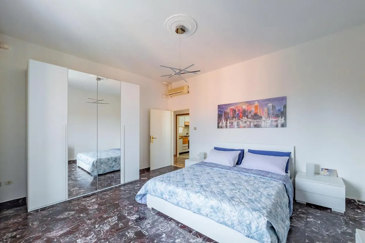Ospedale Sant'Orsola Pizzardi White Apartment Bolonya