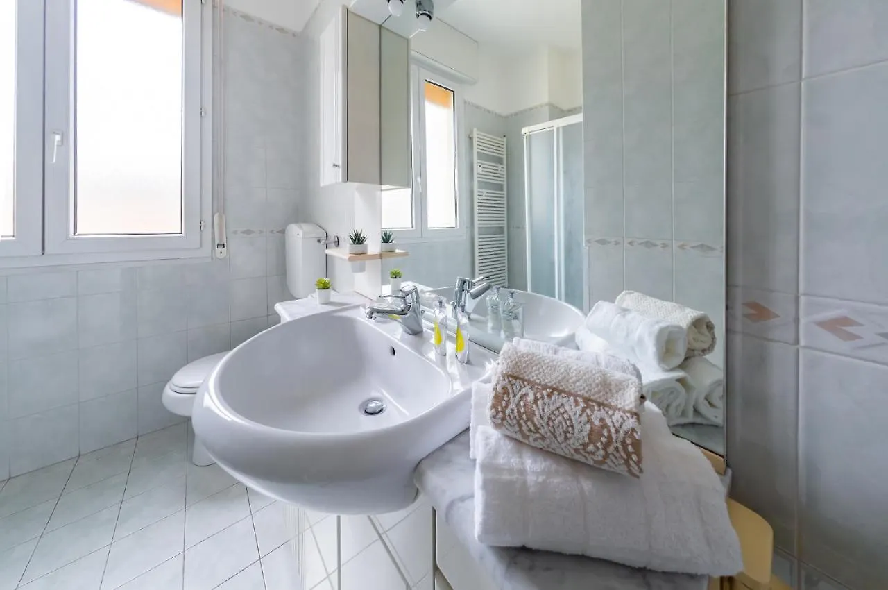 Ospedale Sant'Orsola Pizzardi White Apartment Bologna Italia